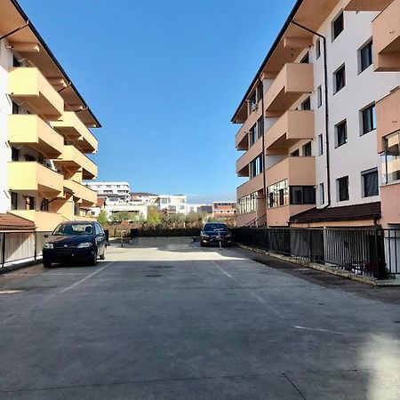 Garsoniera- Bulevard Dem Radulescu Râmnicu Vâlcea Exterior foto