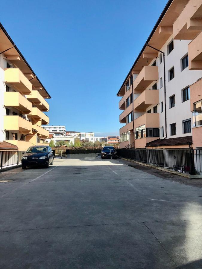 Garsoniera- Bulevard Dem Radulescu Râmnicu Vâlcea Exterior foto